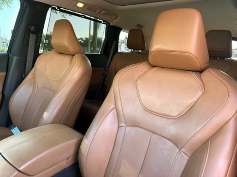 Used 2023 INFINITI QX60 Sensory w/ Vision Package FWD image 21