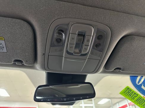 Used 2020 Hyundai Santa Fe SEL w/ Convenience + Premium Package image 36