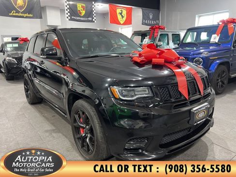 Used 2020 Jeep Grand Cherokee SRT AWD/4WD image 8