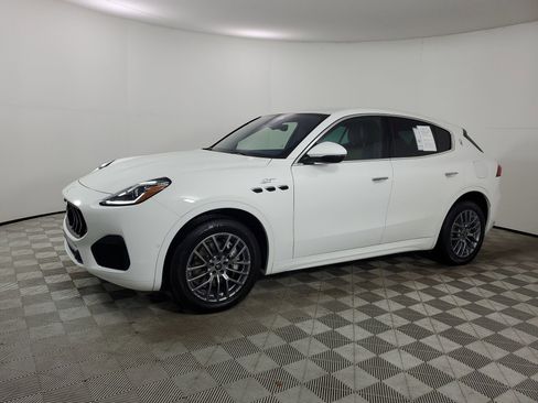 Used 2024 Maserati Grecale GT image 5