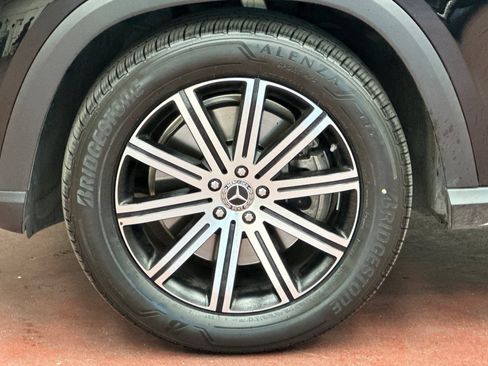 Used 2025 Mercedes-Benz GLE 450e 4MATIC image 37