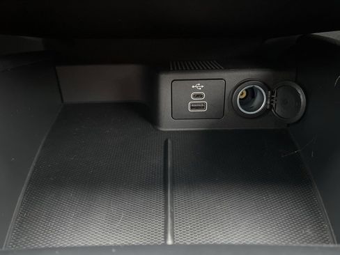 Used 2025 Ford Escape Active image 31