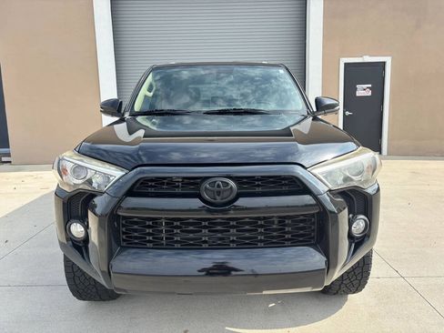 Used 2016 Toyota 4Runner SR5 Premium AWD/4WD image 8