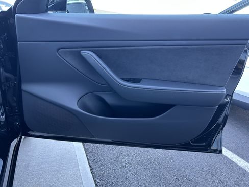 Used 2019 Tesla Model 3 Mid Range image 26