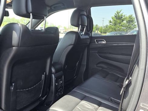 Used 2016 Jeep Grand Cherokee Limited AWD/4WD image 21