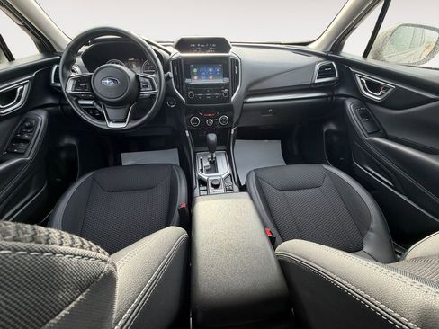 Used 2022 Subaru Forester Premium image 20