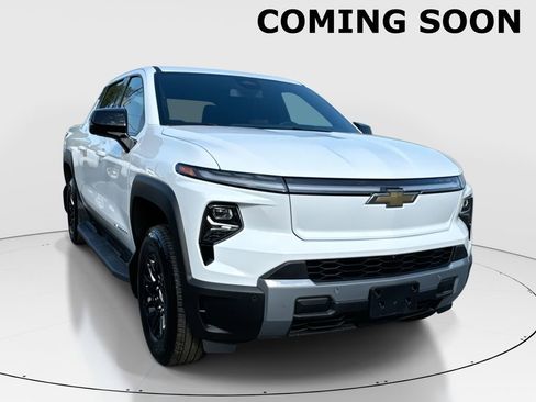 Used 2025 Chevrolet Silverado EV LT image 1