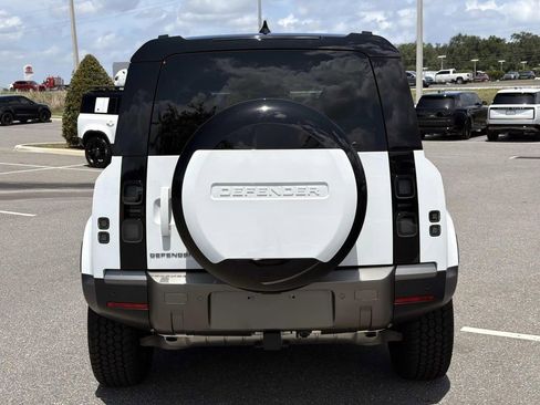 New 2026 Land Rover Defender 110 S AWD/4WD image 4