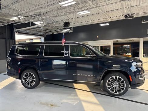 New 2024 Jeep Grand Wagoneer L Series III w/ Rear Seat Video Group 1 AWD/4WD image 8