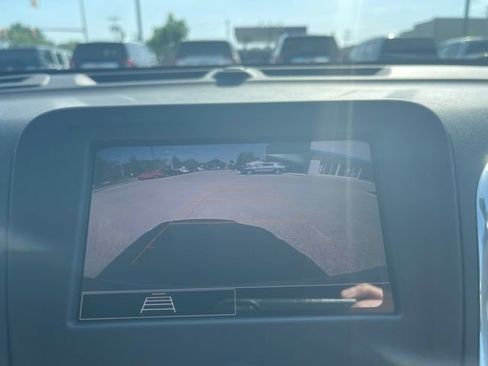 Used 2023 Chevrolet Equinox LT FWD image 7