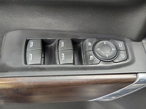 Used 2020 GMC Sierra 1500 SLT w/ SLT Premium Plus Package AWD/4WD image 19