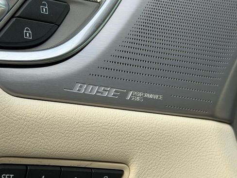 Used 2022 Cadillac XT5 Premium Luxury FWD image 41