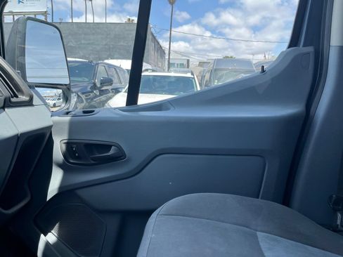 Used 2019 Ford Transit 250 148 High Roof Extended RWD image 14