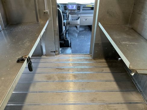 Used 2021 Ford Transit 350 Base image 22