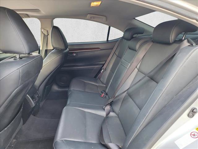 Used 2014 Lexus ES 350 w/ Premium Package FWD image 11