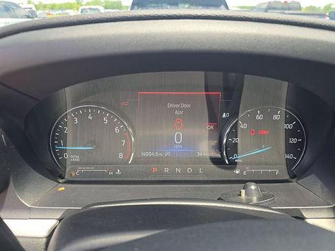 Used 2024 Ford Explorer XLT w/ Equipment Group 202A AWD/4WD image 14