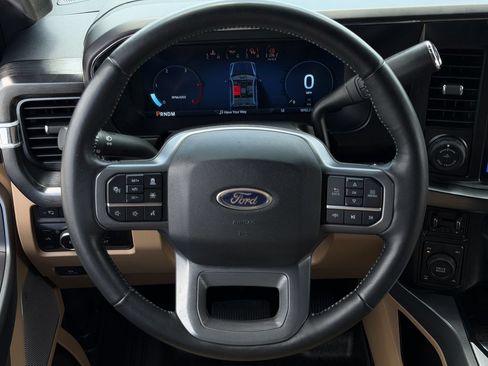 Used 2024 Ford F250 Lariat w/ Lariat Ultimate Package AWD/4WD image 14