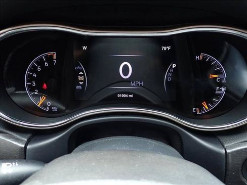 Used 2017 Jeep Grand Cherokee Limited AWD/4WD image 15