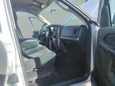 Used 2004 Dodge Ram 1500 Truck SLT w/ Sport Appearance Group image 13