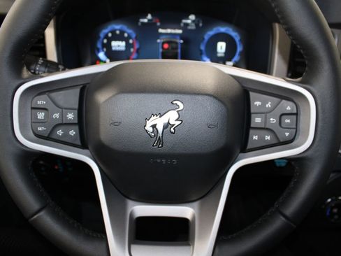 New 2025 Ford Bronco Outer Banks image 34