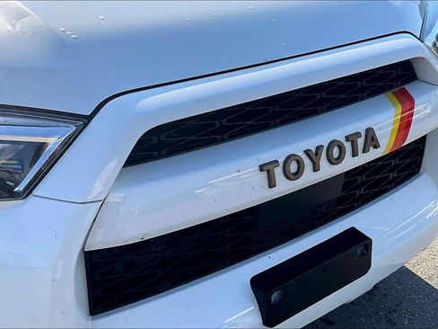 Used 2023 Toyota 4Runner 40th Anniversary SE AWD/4WD image 24