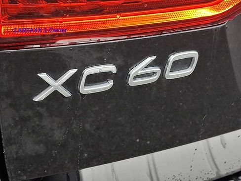 Certified 2023 Volvo XC60 T8 Ultimate AWD/4WD image 31