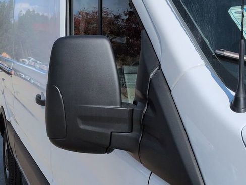 New 2026 Ford Transit 250 148 Medium Roof image 11