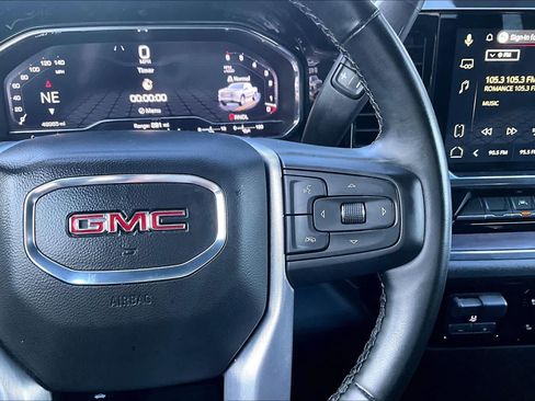 Used 2025 GMC Sierra 1500 SLT RWD image 24