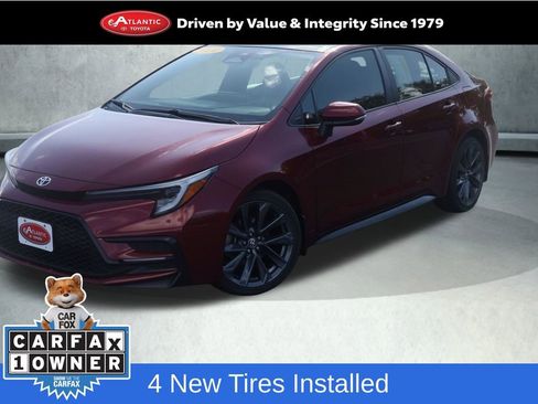 Used 2024 Toyota Corolla XSE FWD image 1