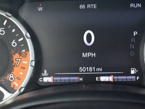 Used 2017 Jeep Renegade Trailhawk AWD/4WD image 18
