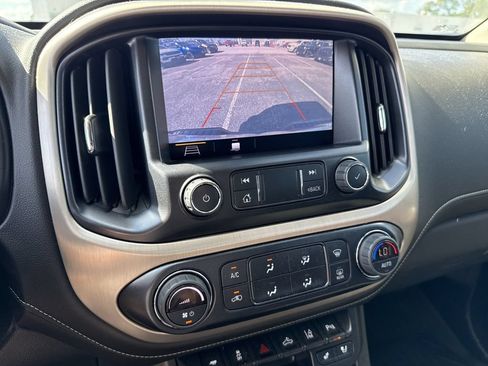 Used 2022 GMC Canyon Denali w/ Denali Black Edition Package RWD image 21