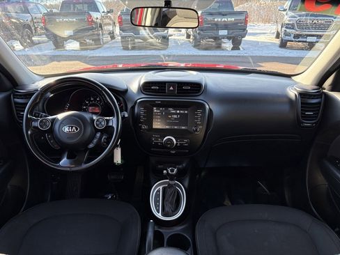 Used 2019 Kia Soul + image 15