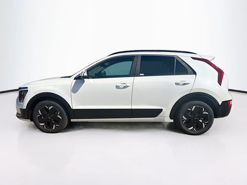 Used 2024 Kia Niro Wind FWD image 4
