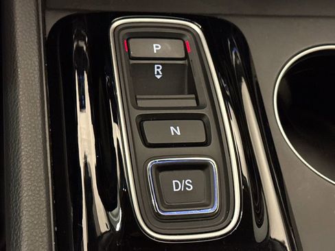 Certified 2025 Honda Pilot EX-L image 28