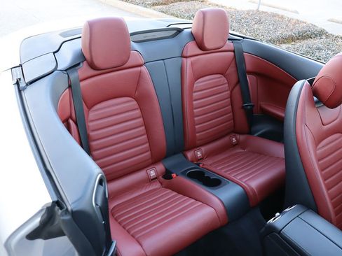 Used 2018 Mercedes-Benz C 300 Cabriolet image 37