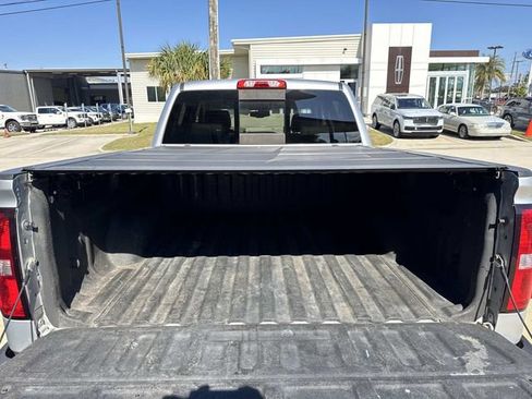 Used 2015 GMC Sierra 1500 SLT w/ SLT Crew Cab Value Package image 10