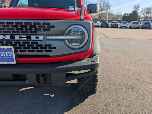 Used 2024 Ford Bronco Badlands AWD/4WD image 11