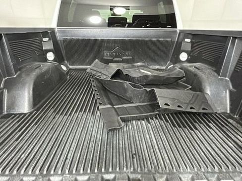 Used 2022 Chevrolet Silverado 1500 Custom AWD/4WD image 29