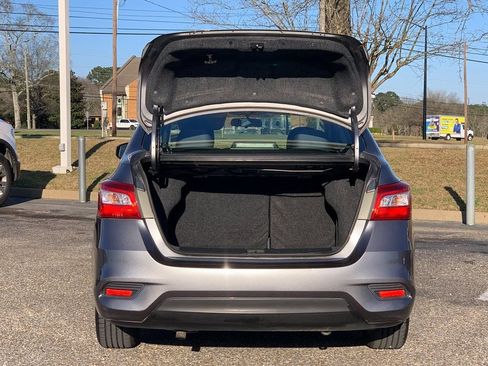 Used 2017 Nissan Sentra SV w/ Style Package image 7