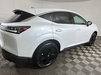 Used 2025 Nissan Murano SV FWD video 2