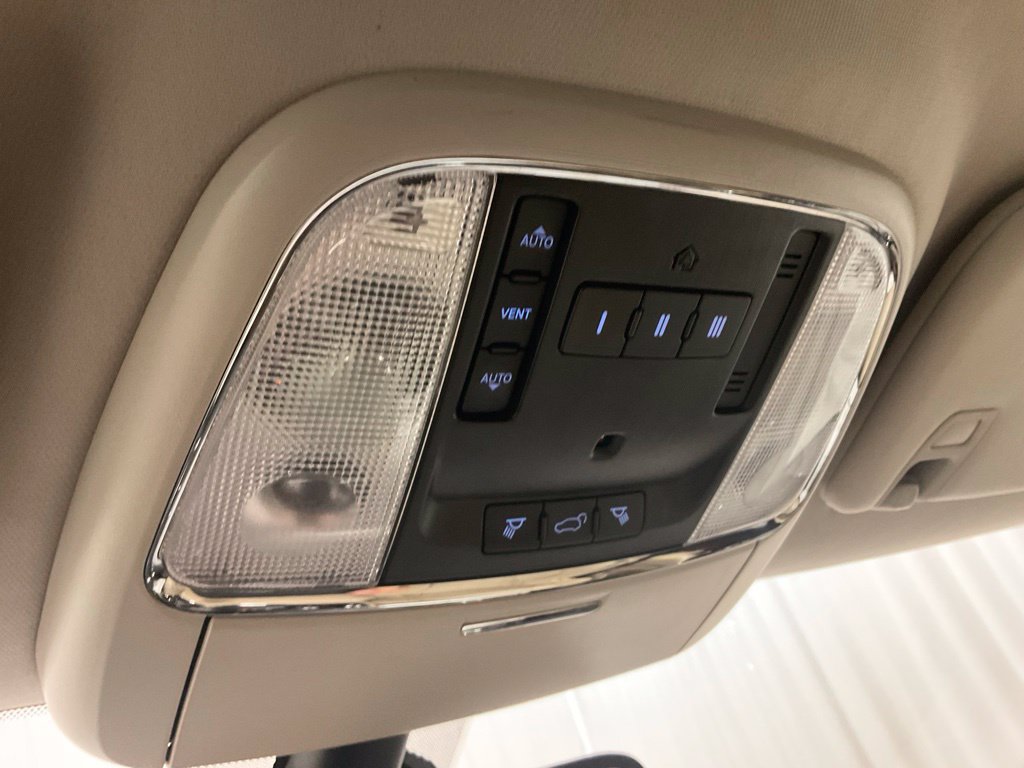 Used 2017 Dodge Durango Citadel w/ Premium Entertainment Group AWD/4WD image 18