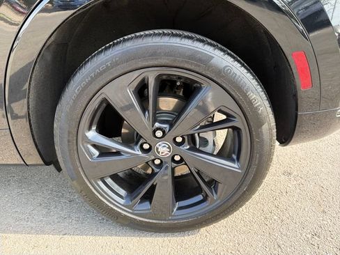 Used 2023 Buick Envision Essence w/ Sport Touring Package AWD/4WD image 31