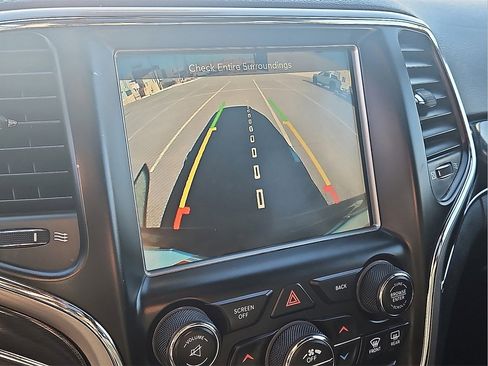 Used 2017 Jeep Grand Cherokee Trailhawk w/ Trailhawk Luxury Group image 22