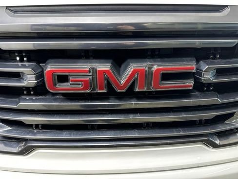 Used 2020 GMC Sierra 1500 AT4 w/ AT4 Premium Package image 9