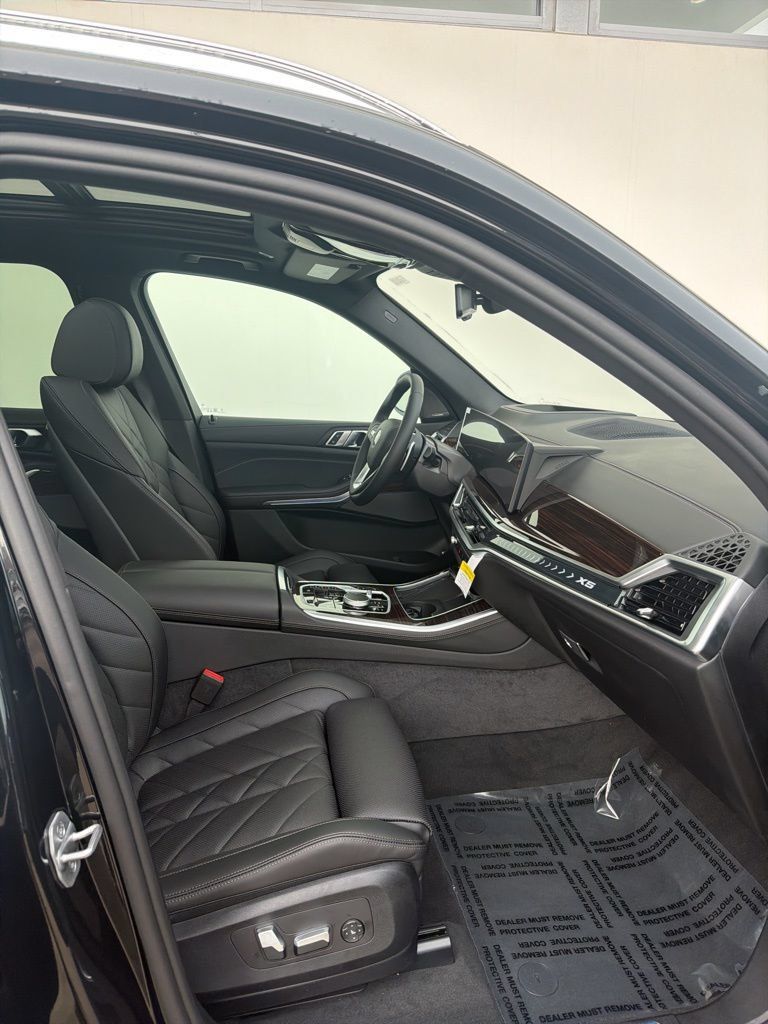New 2026 BMW X5 xDrive50e AWD/4WD image 22