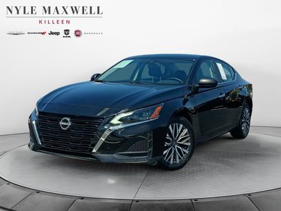 Used 2024 Nissan Altima 2.5 SV