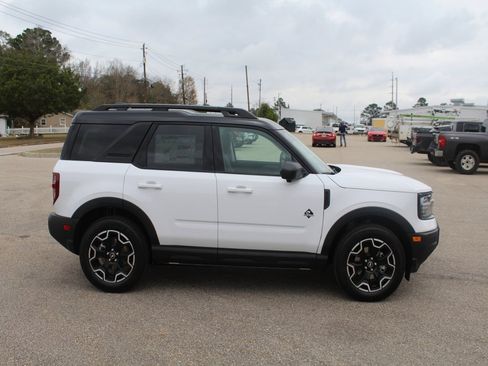 New 2025 Ford Bronco Sport Outer Banks w/ Outer Banks Tech Package+ image 9
