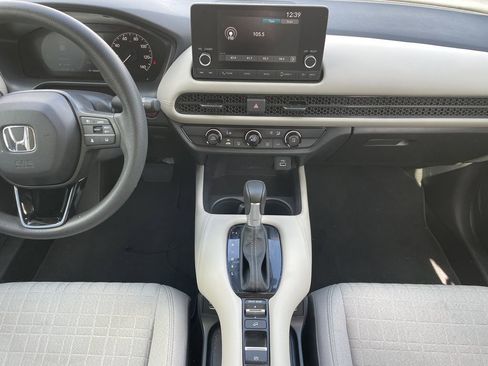 Used 2025 Honda HR-V LX image 14