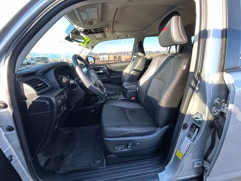 Used 2023 Toyota 4Runner TRD Off-Road Premium image 11