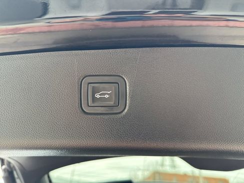 Used 2023 Chevrolet Blazer LT w/ Midnight/Sport Edition image 44